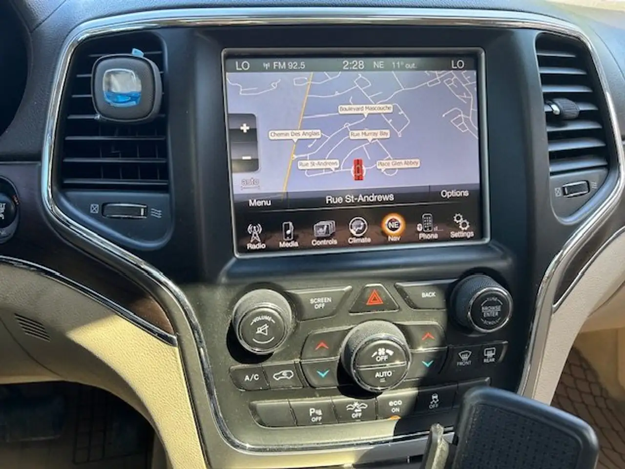 Jeep Grand Cherokee снимка Jeep Grand Cherokee