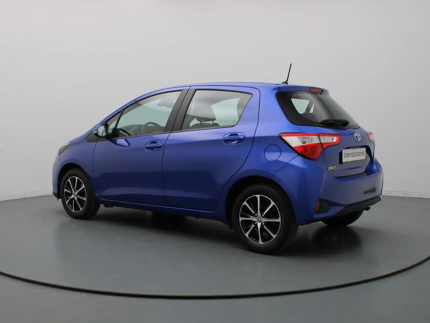 Toyota Yaris 73pk VVT-i Connect Airco | Camera | Carplay | 15" Bleu - 2