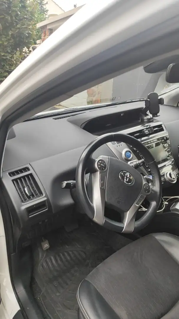 Toyota Prius+ Biały - 2