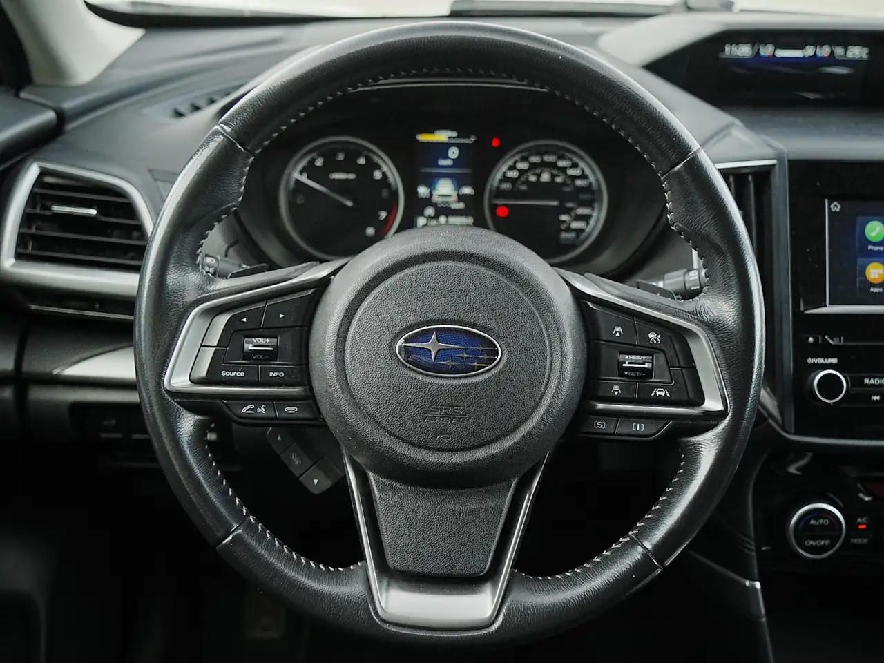 Subaru Forester снимка Subaru Forester