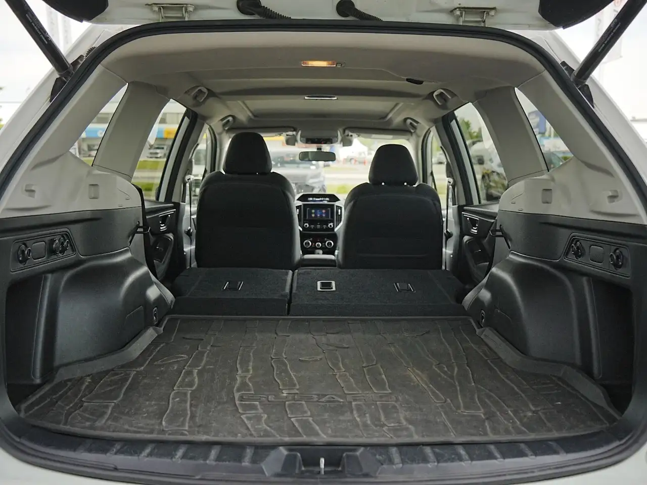 Subaru Forester снимка Subaru Forester