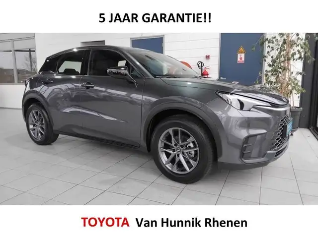 Lexus LBX 1.5 2WD | Dodehoek | Parksens V+A | Stoel en stuur