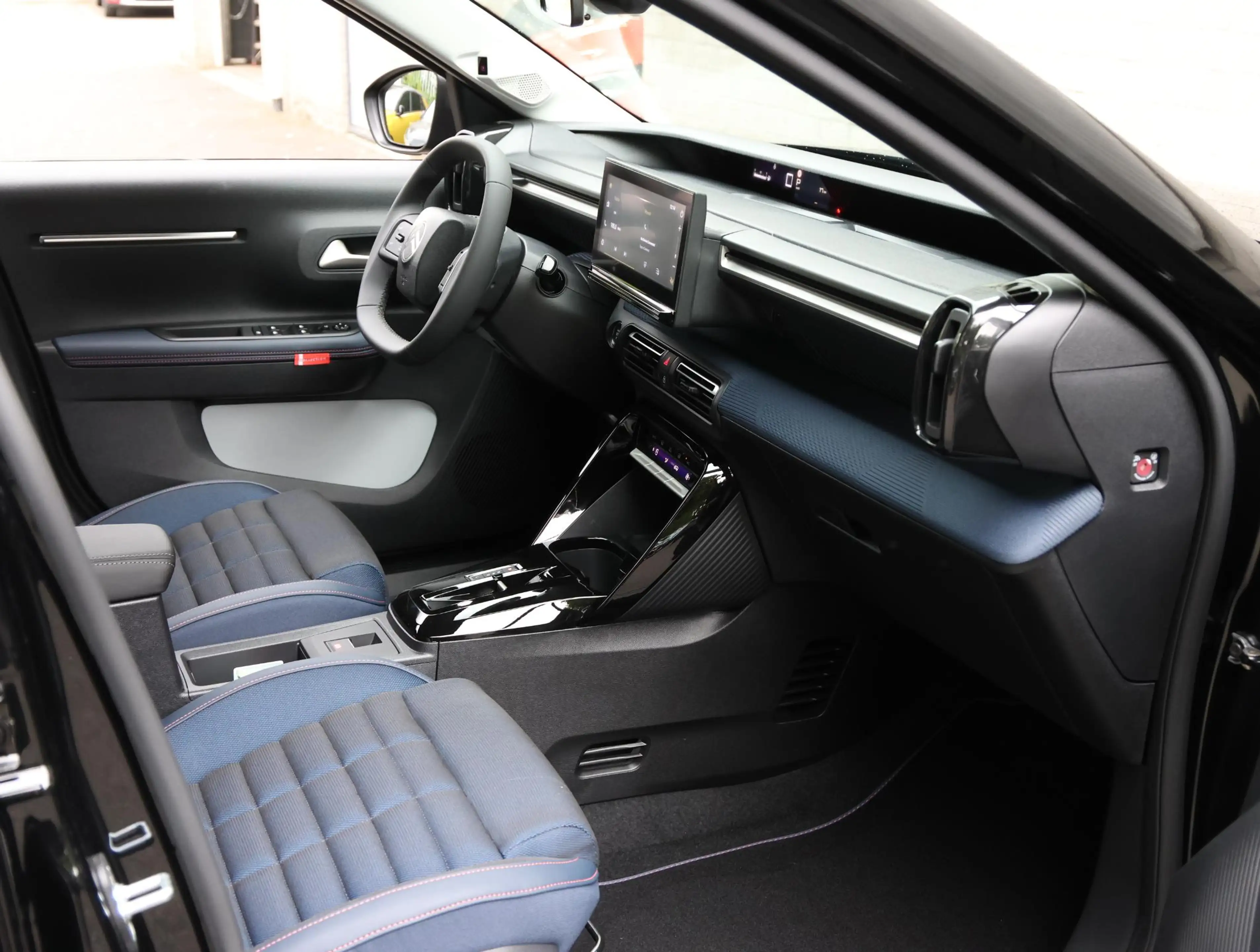 Citroen C3 Aircross 1.2 Hybrid 145pk Collection | Keyless Entry & Star — photo 8