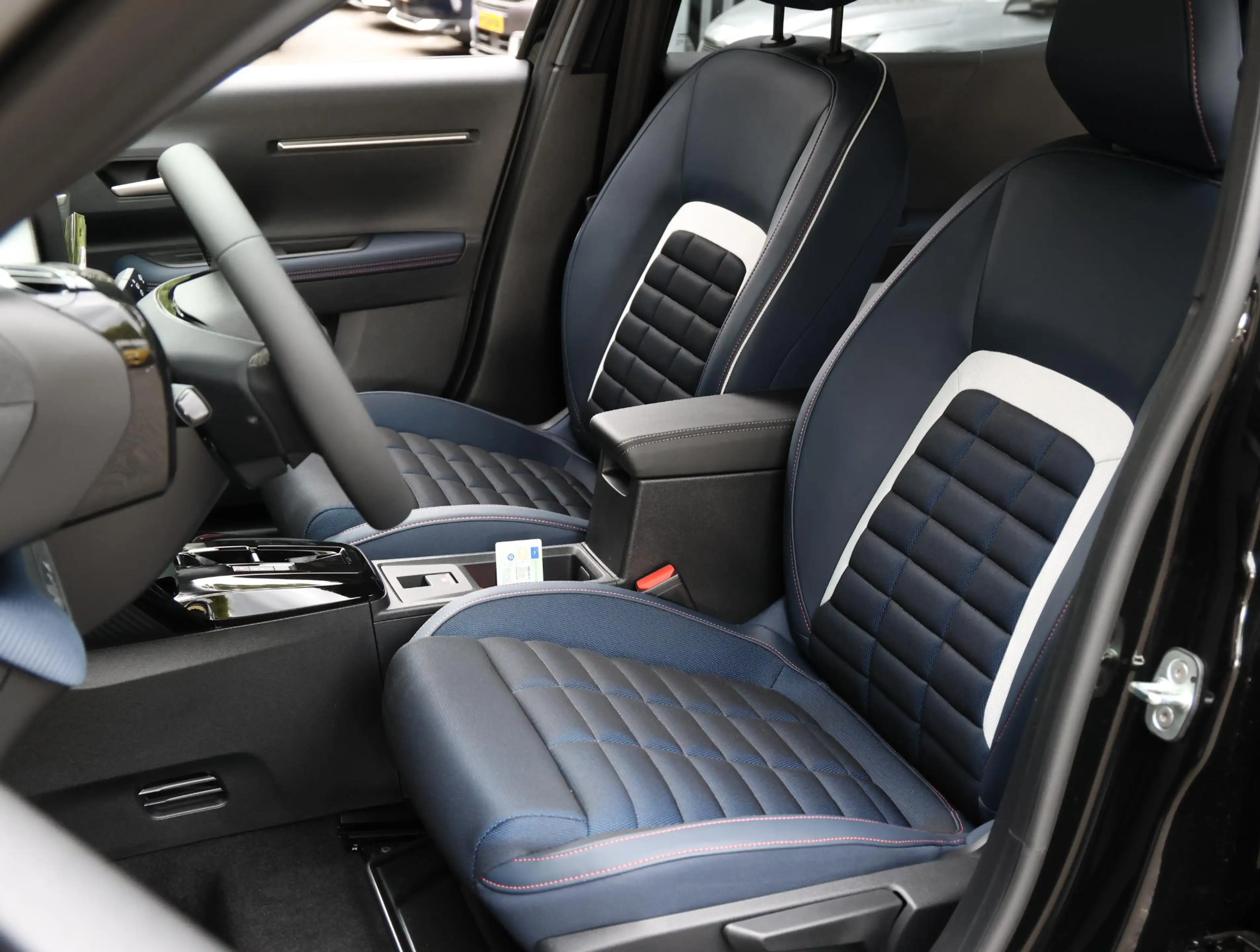 Citroen C3 Aircross 1.2 Hybrid 145pk Collection | Keyless Entry & Star — photo 11