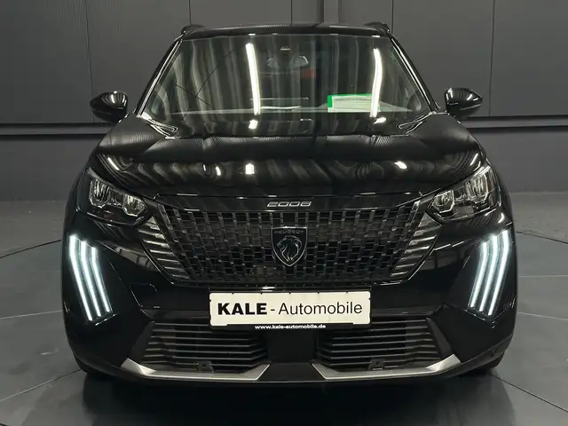 Peugeot 2008 view 8