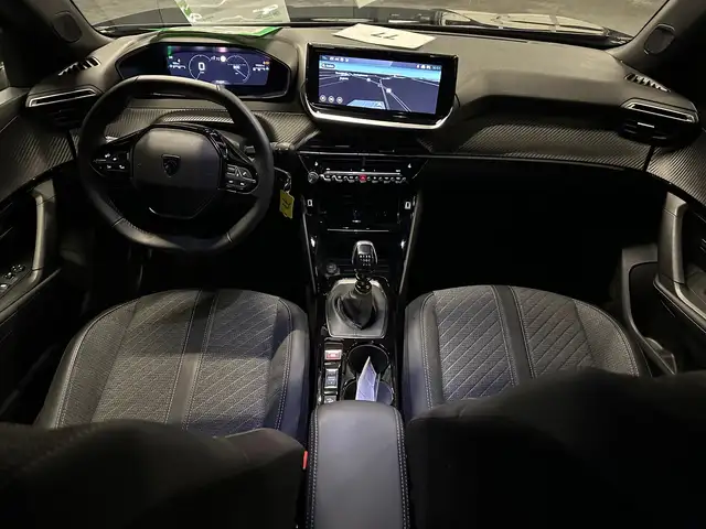 Peugeot 2008 view 12