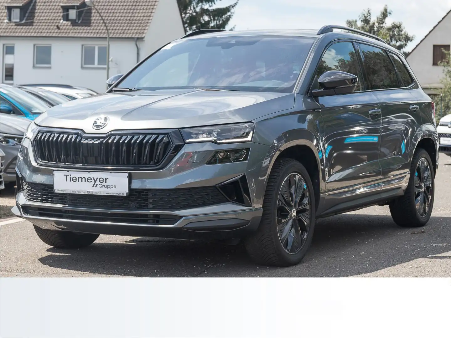 Skoda Karoq 1.5 TSI DSG SPORTLINE LM18 LEDER PANO NAVI Grau - 2