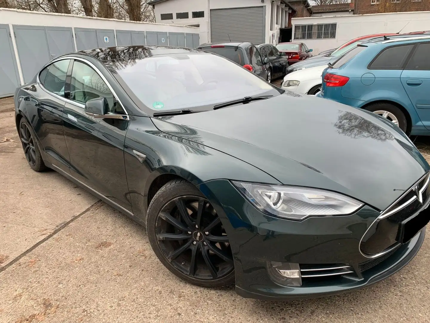 Tesla Model S Sitzheizung/Leder/270 kW Grün - 1