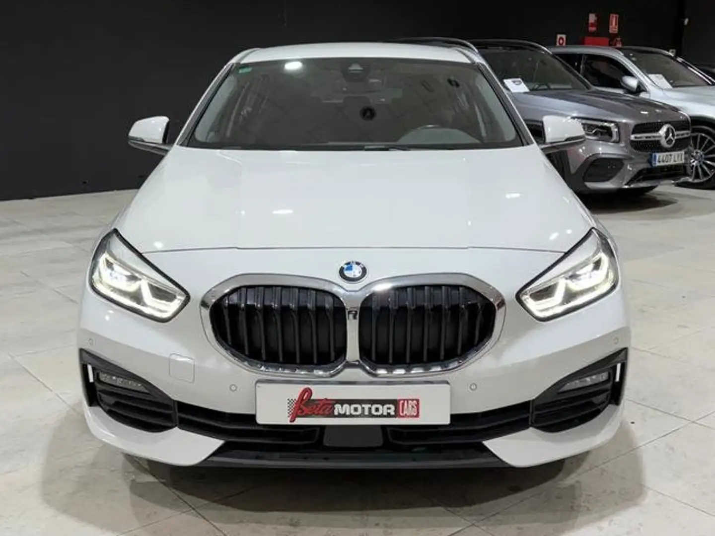 BMW 118 118dA Business Blanco - 2
