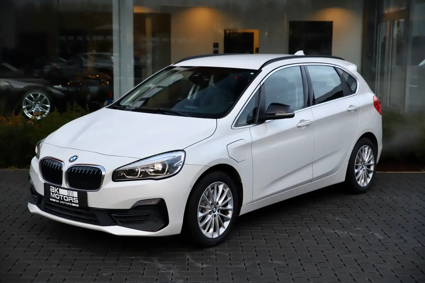 BMW 225 xe iPerformance Active Tourer M Sport Wit - 2