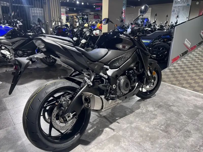 Suzuki GSX-S 1000 - foto 3