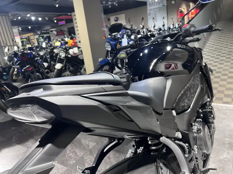 Suzuki GSX-S 1000 - foto 5