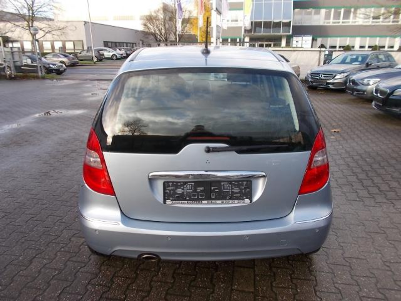 Mercedes-Benz A 150 A150 Elegance, Parkassistent Allwetter — photo 6