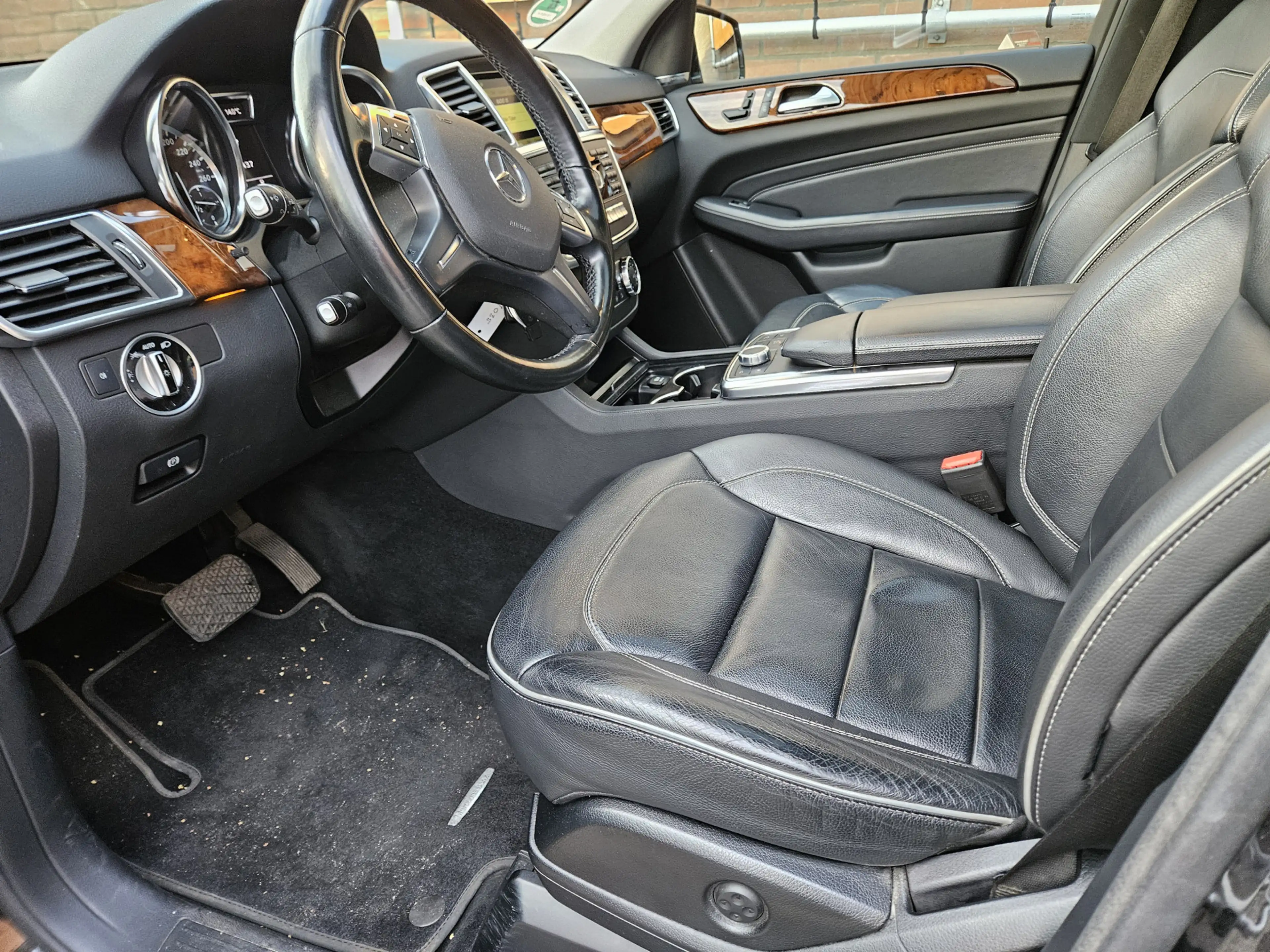 Mercedes-Benz ML 250 M-klasse BlueTEC — photo 9