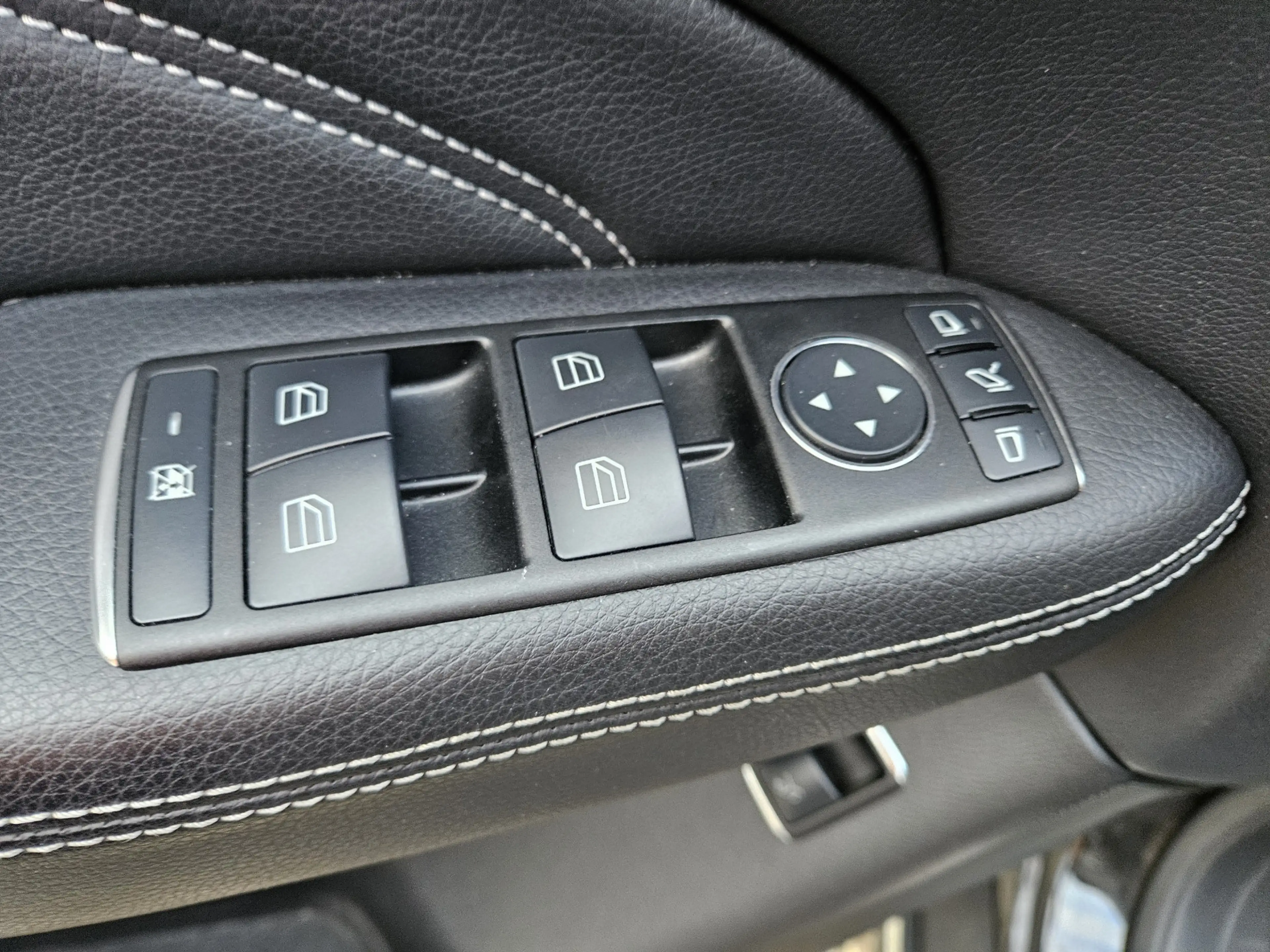 Mercedes-Benz ML 250 M-klasse BlueTEC — photo 10