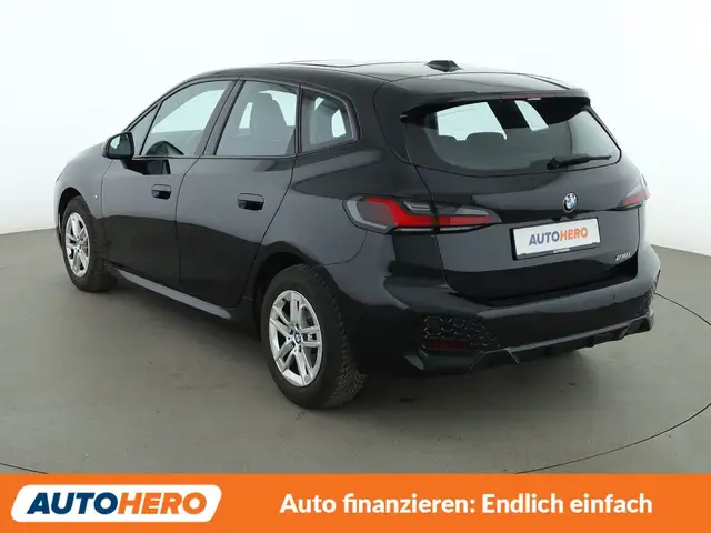 BMW 2 Series view 4