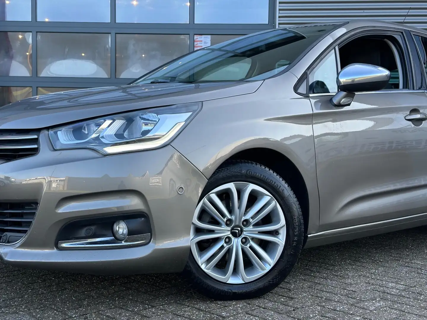 Citroen C4 1.2 PureTech Feel Collection | CRUISECR | Navi | P Gris - 2