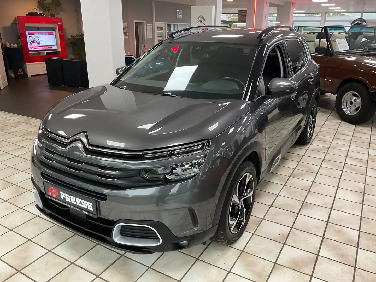 Citroen C5 Aircross Feel Pack Grijs - 1