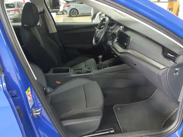 Skoda Octavia view 8