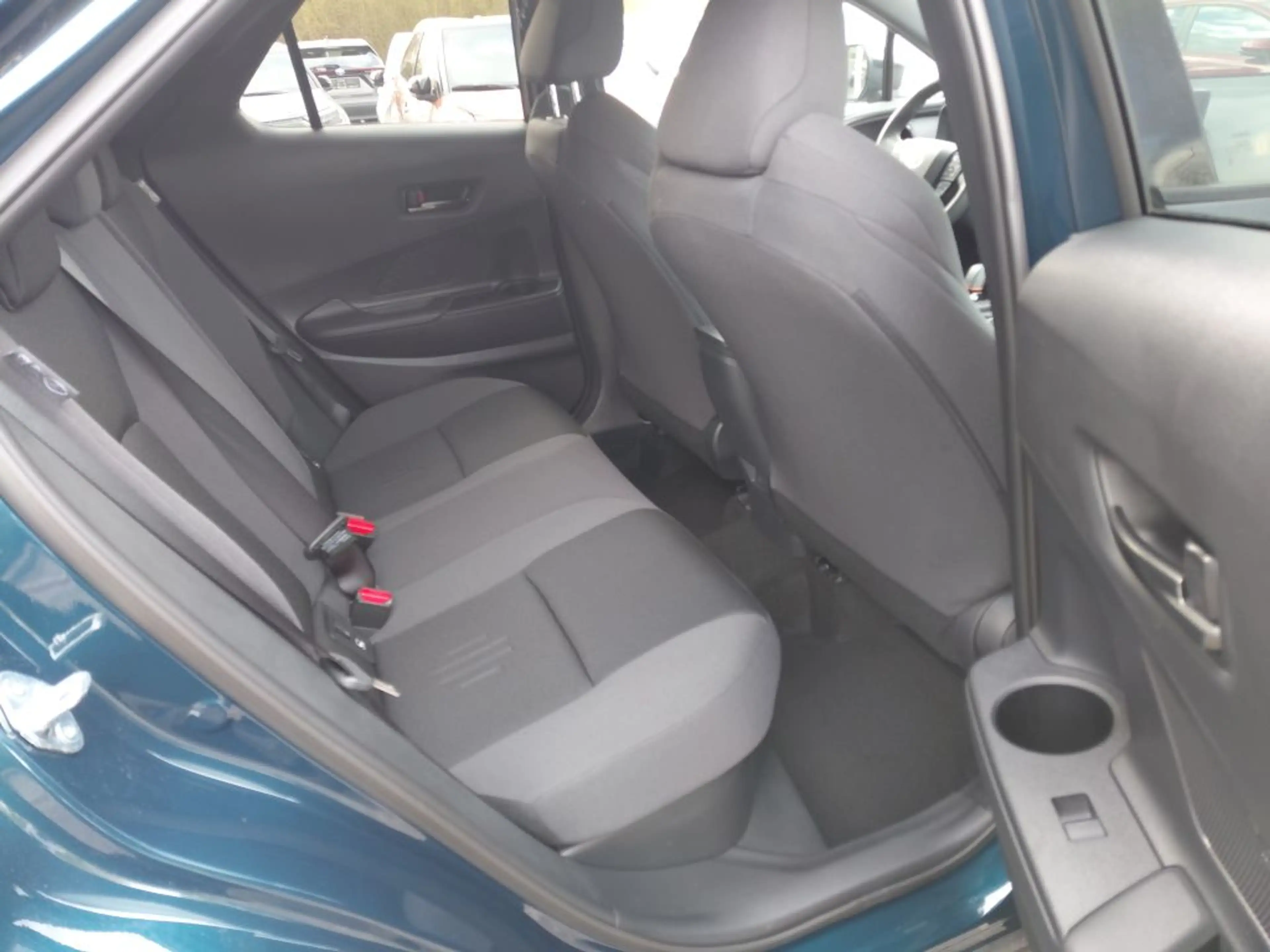 Toyota C-HR 1.8 Hybrid Teamplayer (AX2) — photo 12