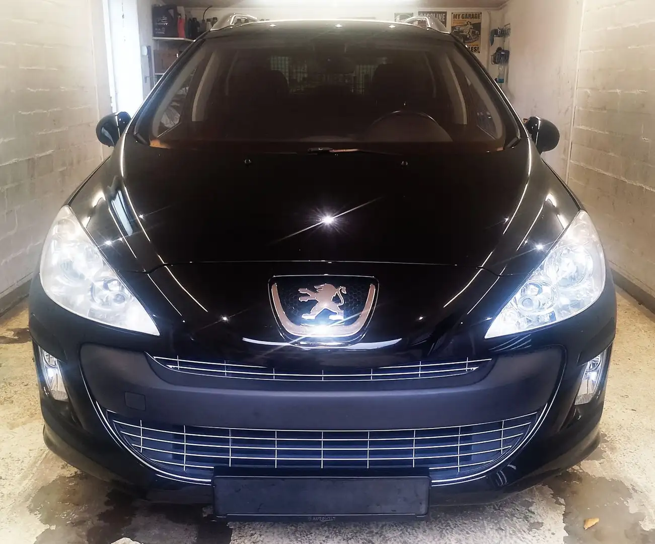Peugeot 308 Tendance Noir - 1