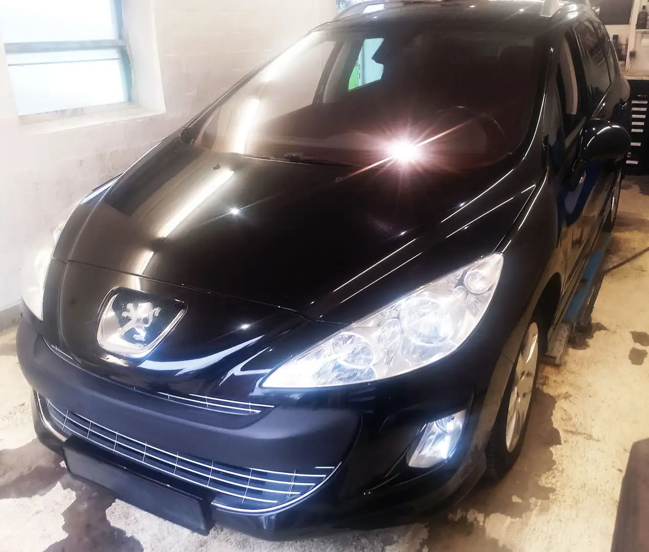 Peugeot 308 Tendance Noir - 2