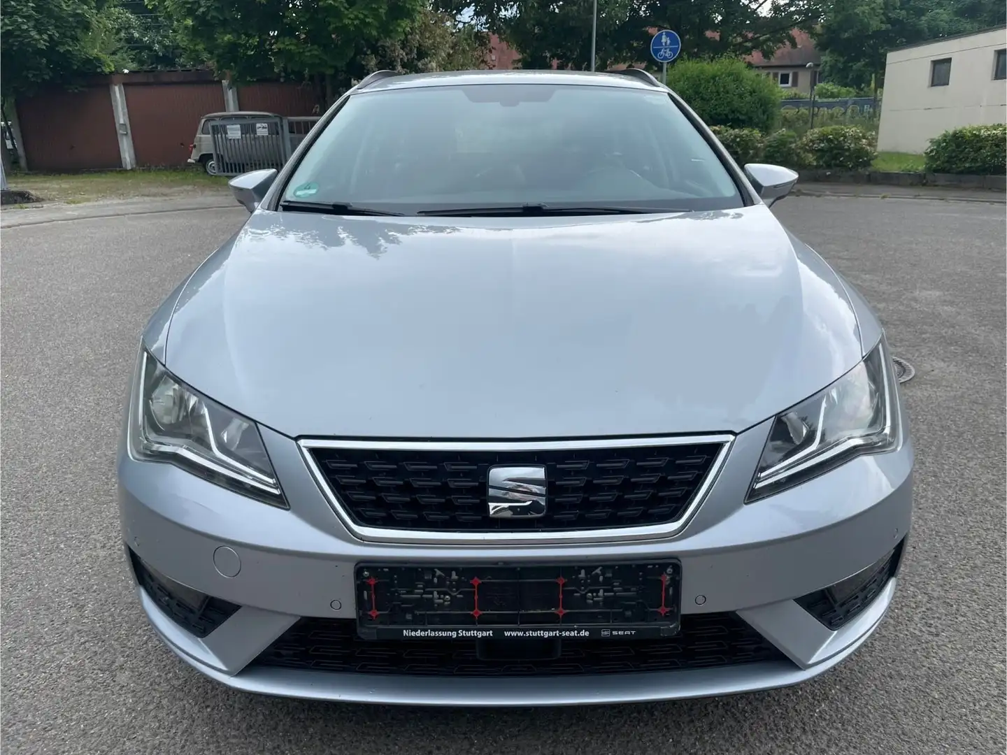 SEAT Leon ST Style/NAVI/PDC/8xRÄDER/TEMPO Silber - 2