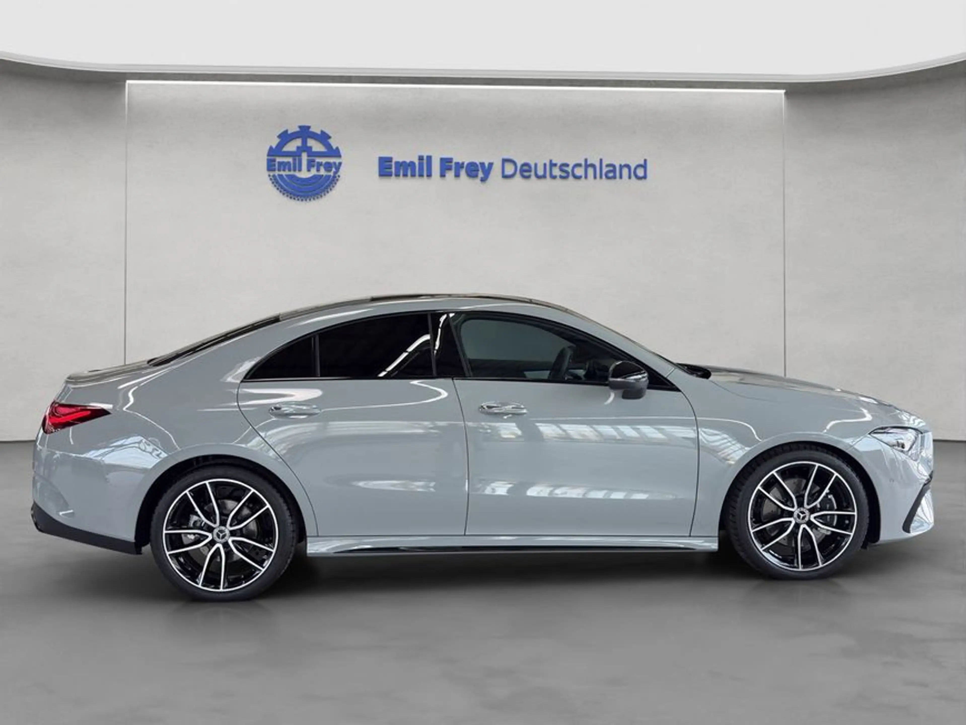 Mercedes-Benz CLA 200 CLA — photo 7
