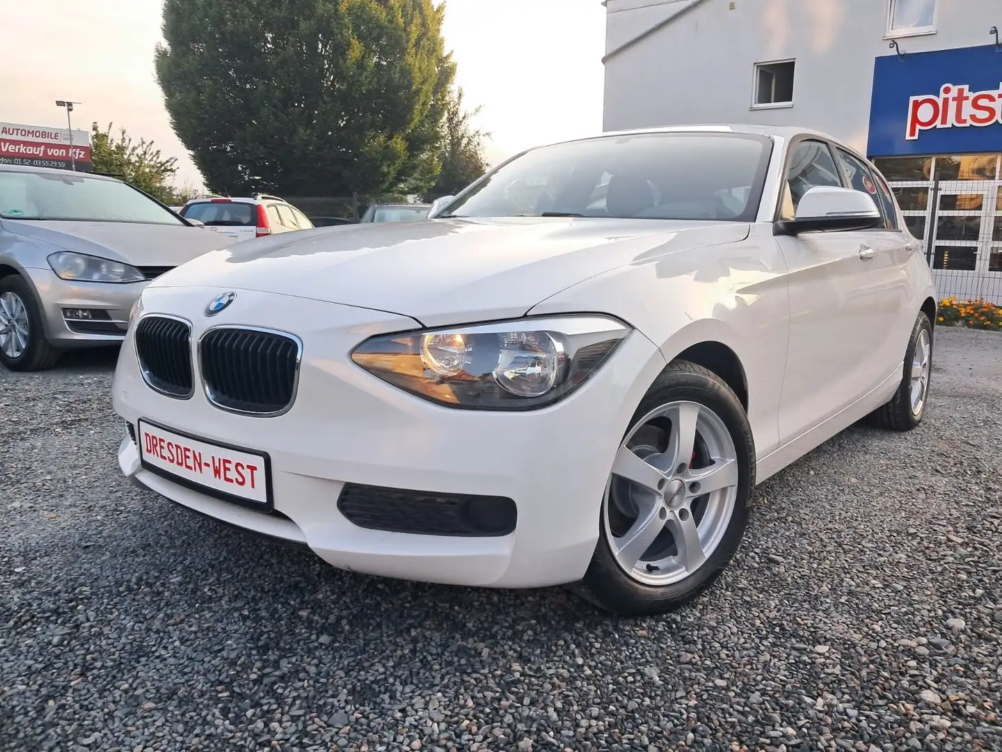 BMW 116 Baureihe 1 Lim. 5-trg. 116 i Weiß - 1