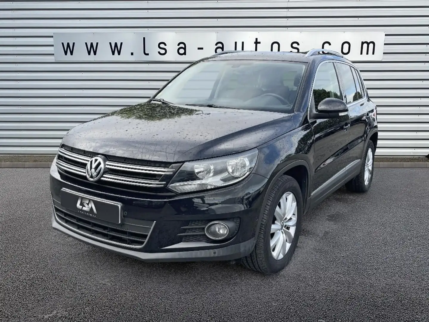 Volkswagen Tiguan 2.0 TDI BlueMotion 140 Sportline Noir - 1