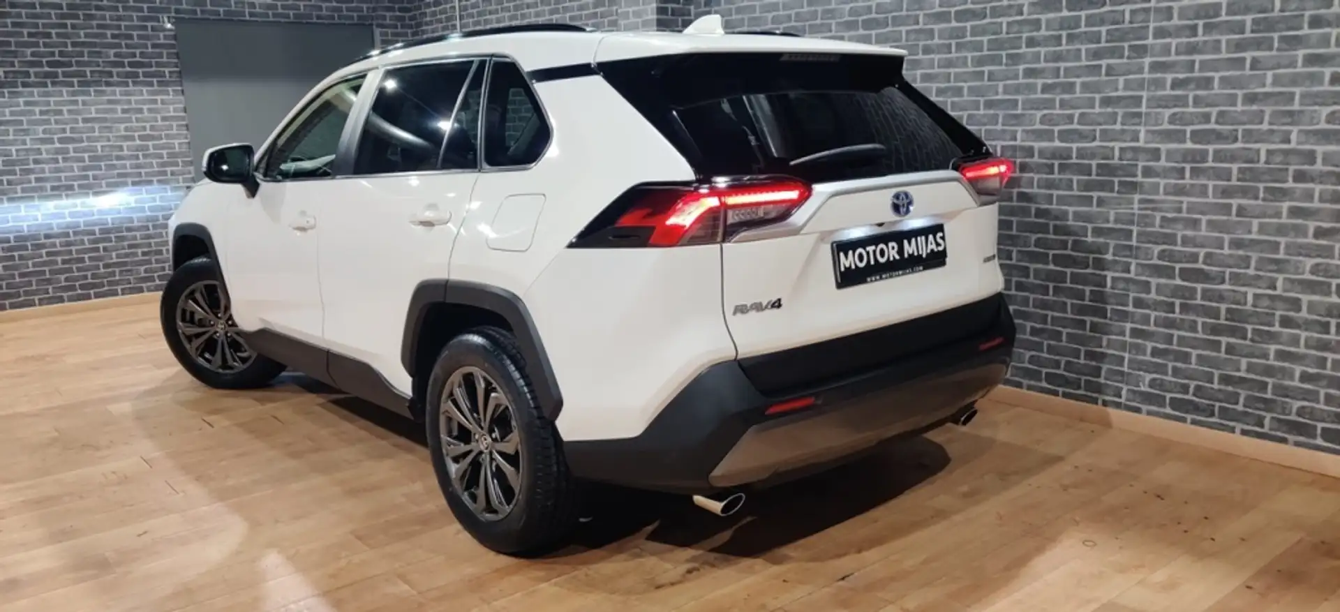 Toyota RAV 4 2.5 hybrid 4WD Advance Blanco - 2