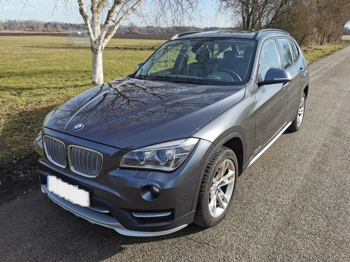 BMW X1 X1 xDrive18d Allrad,Navi,Pano,TÜV&Bremsen neu Grau - 1