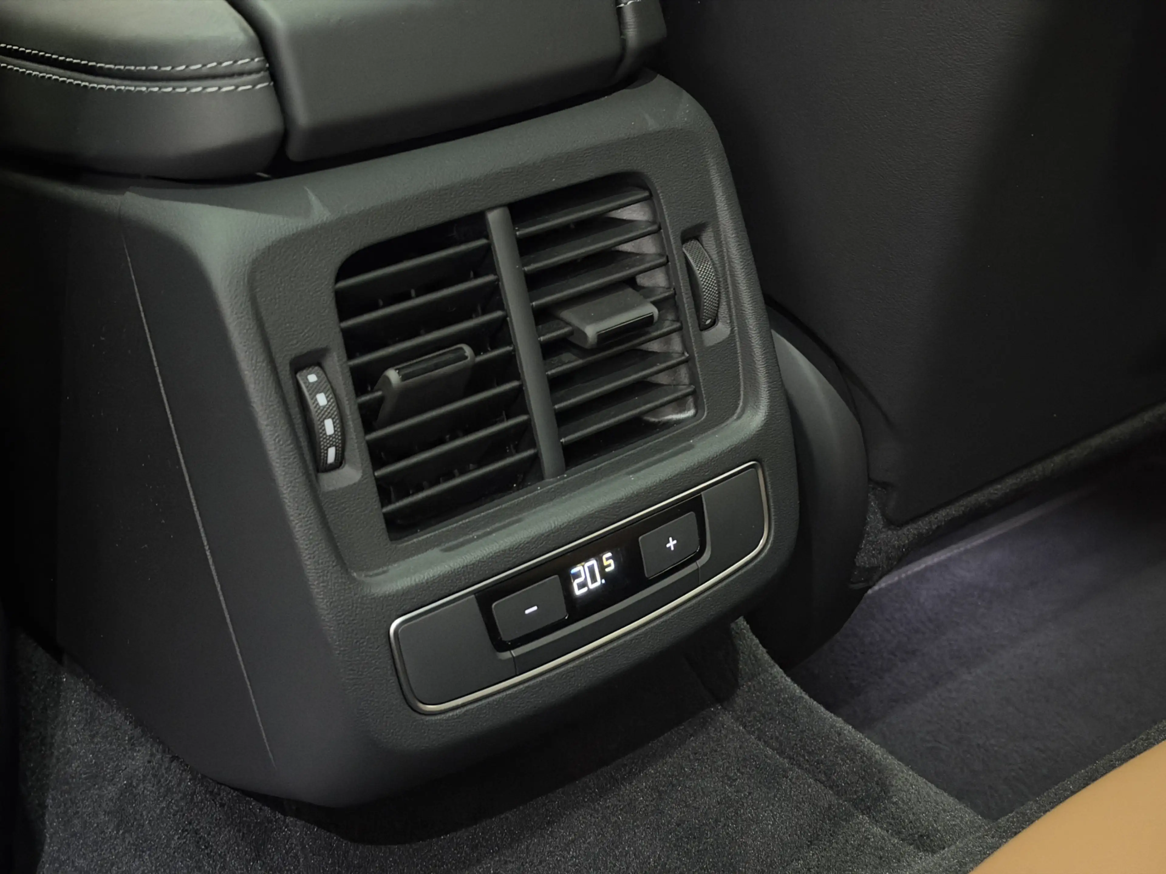 Audi e-tron GT 93 kWh | SOH 89% | Achterasbesturing | ACC | Nappa — photo 27