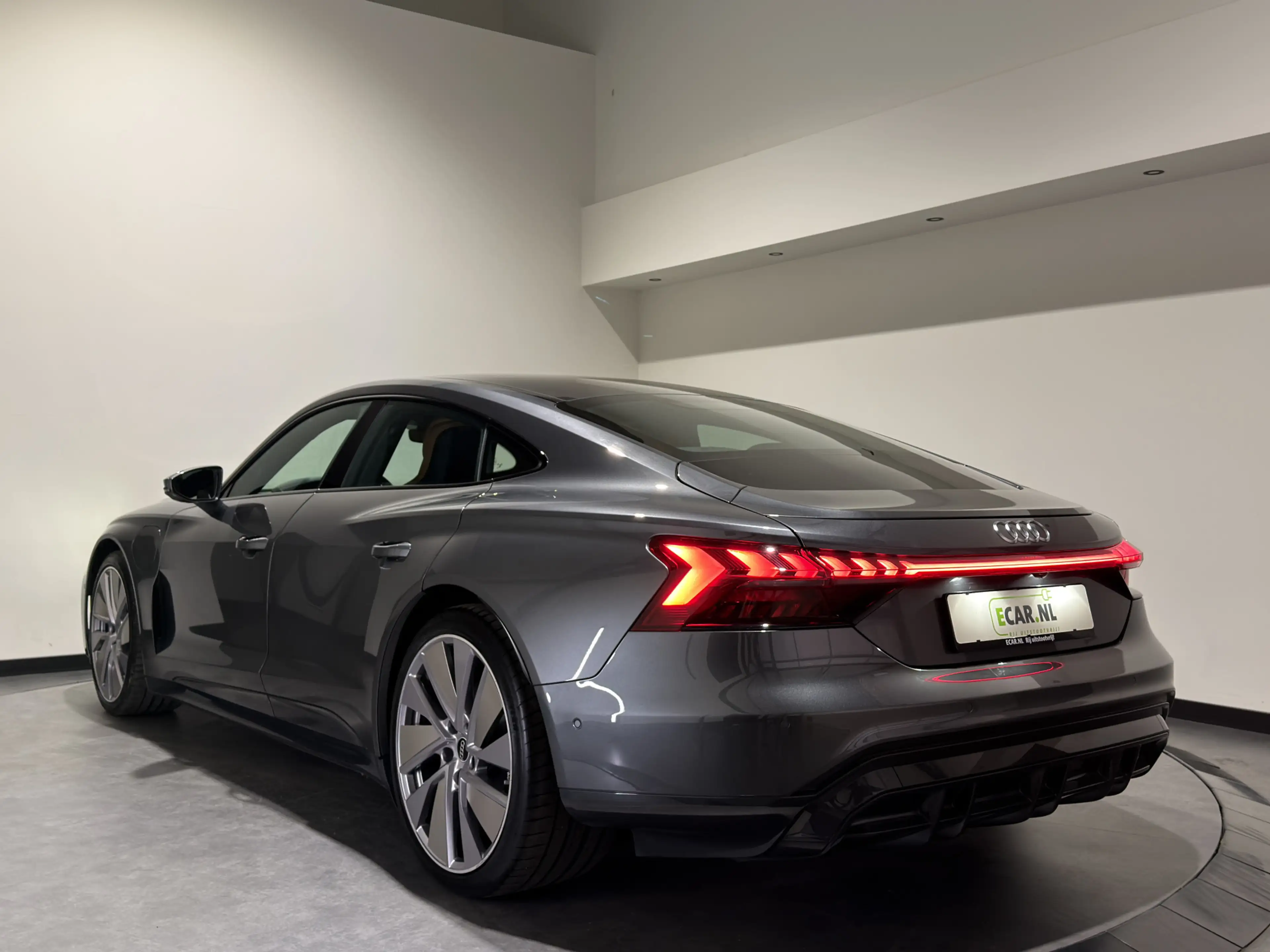 Audi e-tron GT 93 kWh | SOH 89% | Achterasbesturing | ACC | Nappa — photo 2