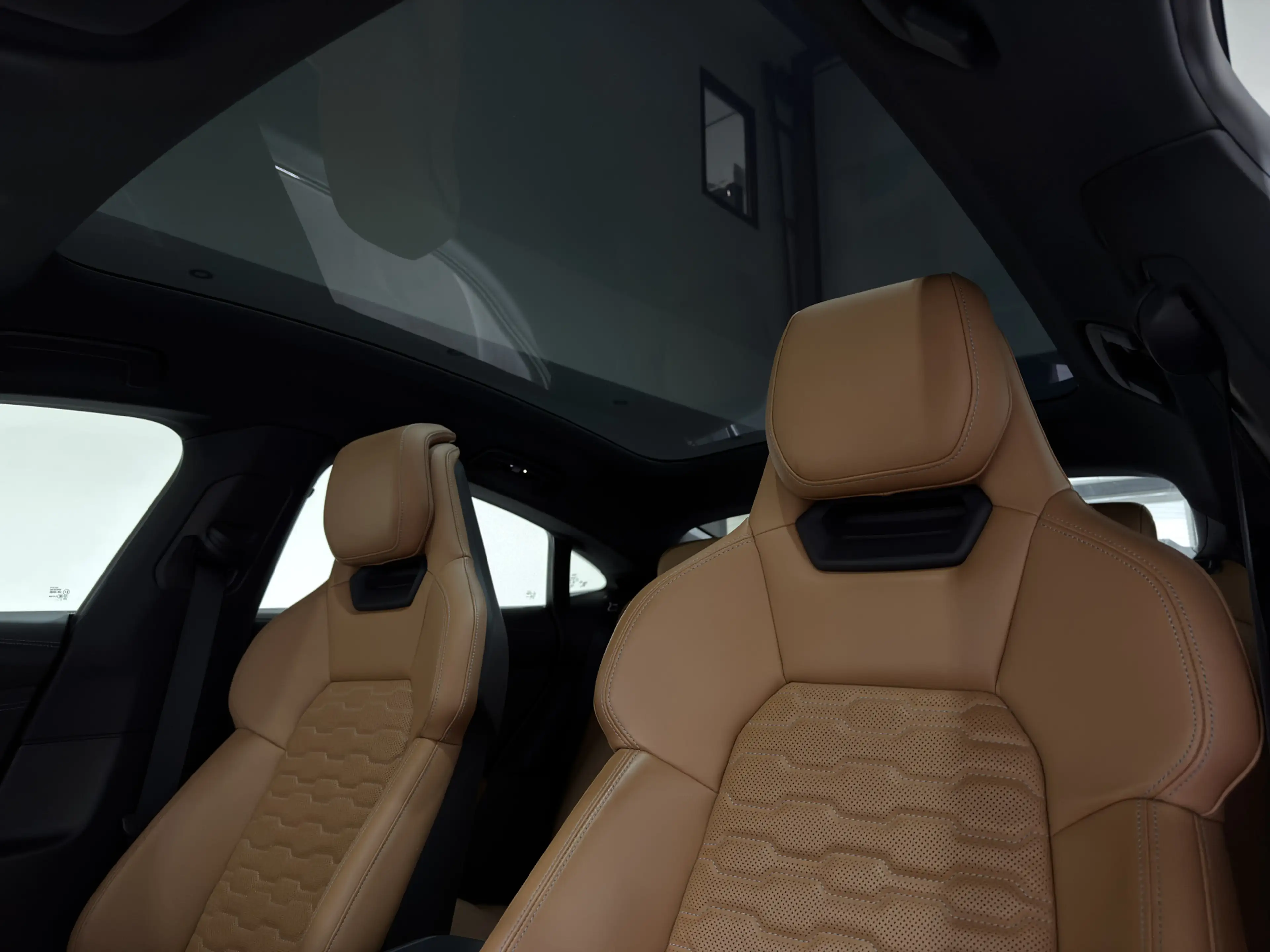 Audi e-tron GT 93 kWh | SOH 89% | Achterasbesturing | ACC | Nappa — photo 25