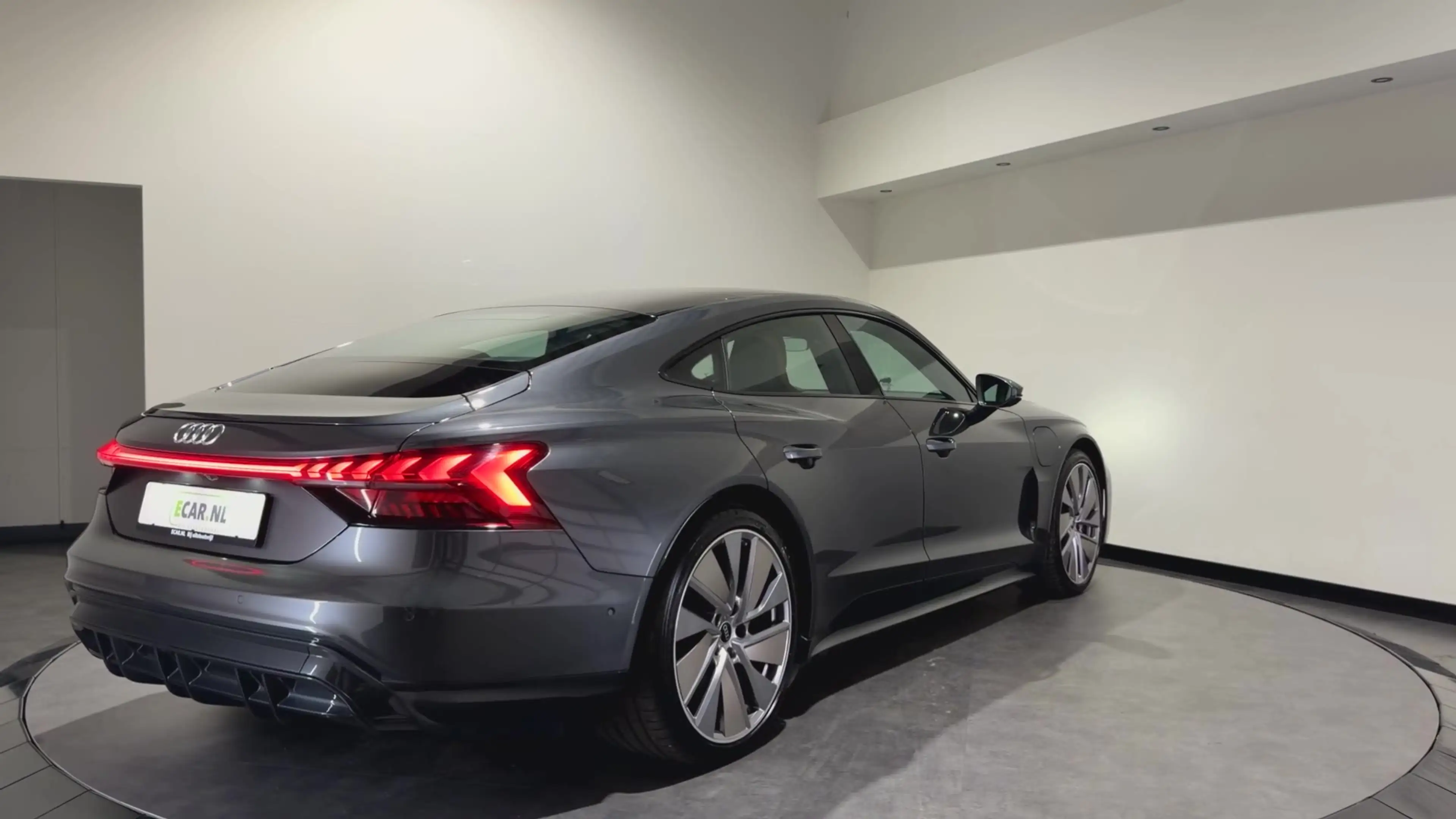 Audi e-tron GT 93 kWh | SOH 89% | Achterasbesturing | ACC | Nappa — photo 4