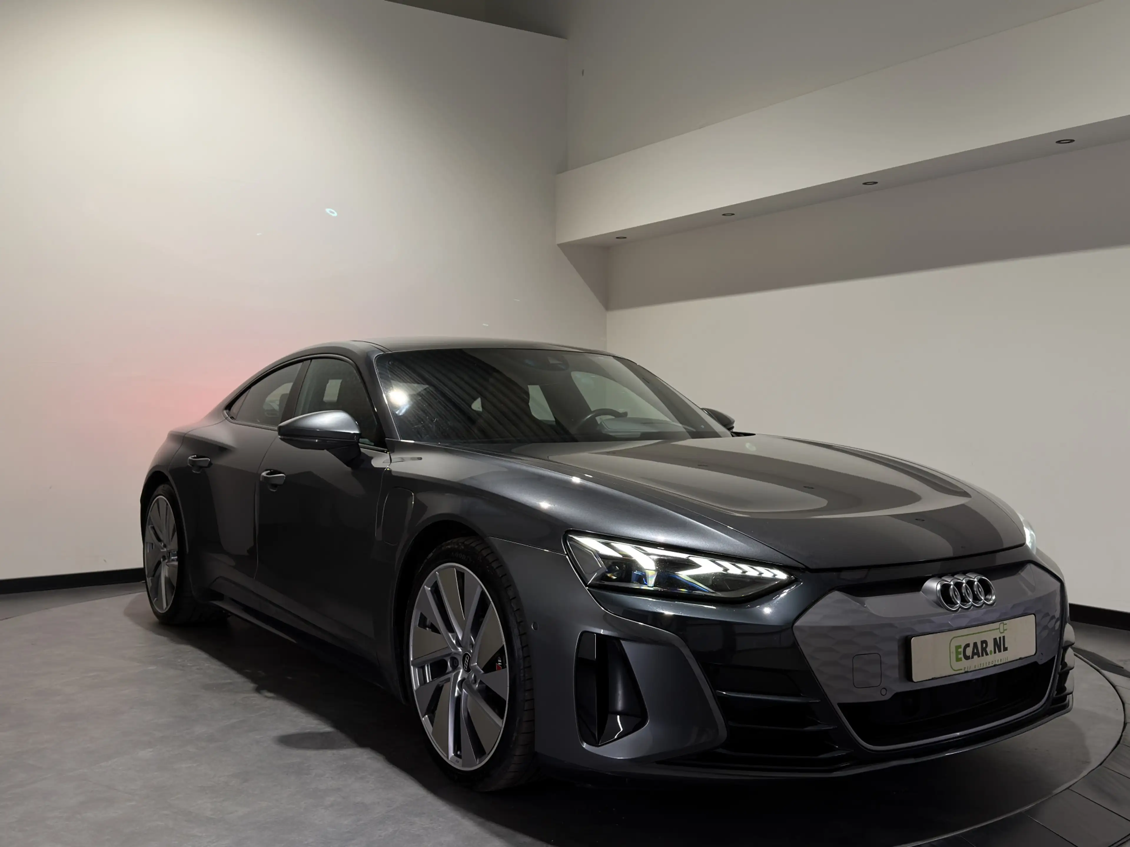 Audi e-tron GT 93 kWh | SOH 89% | Achterasbesturing | ACC | Nappa