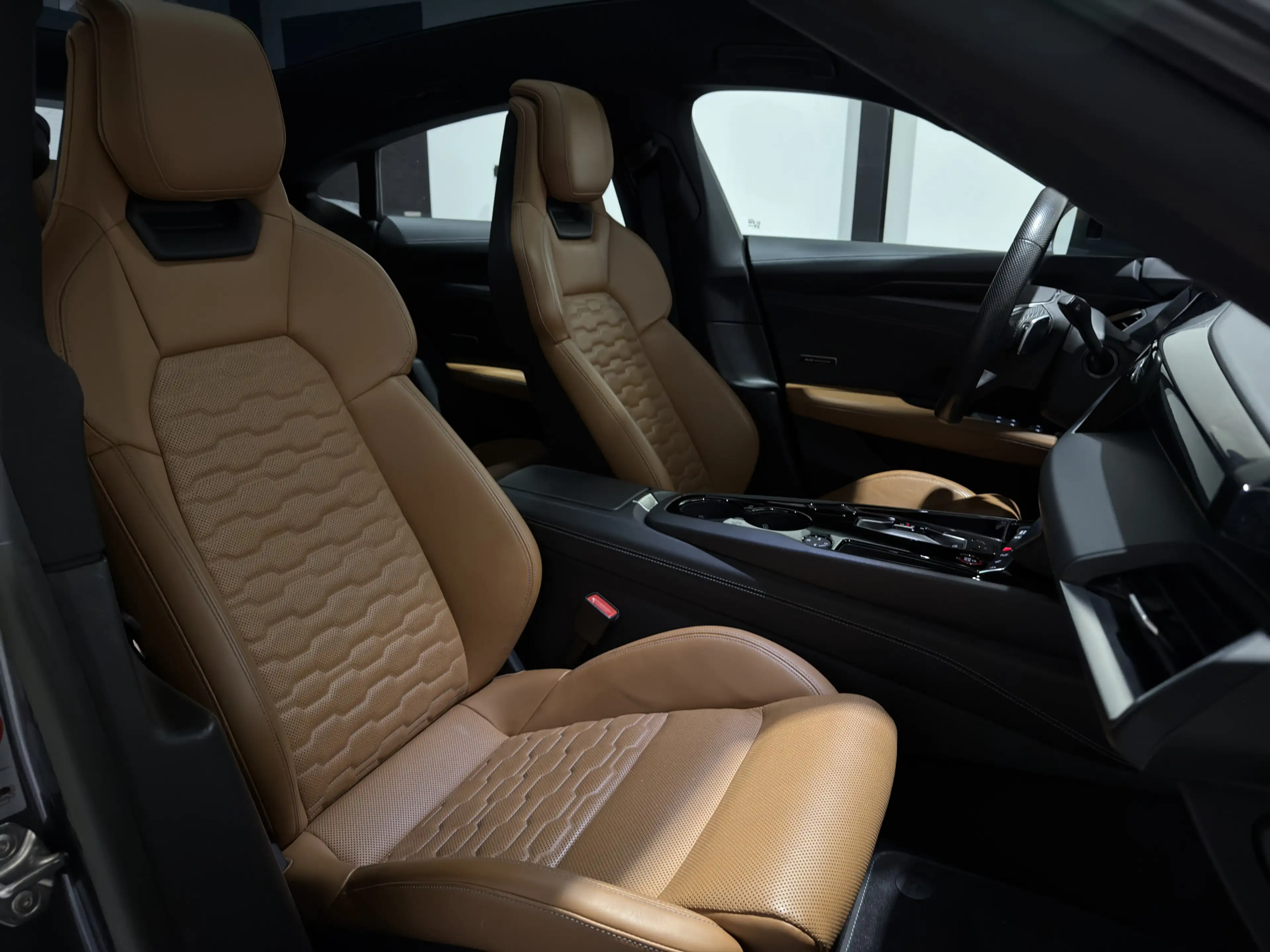 Audi e-tron GT 93 kWh | SOH 89% | Achterasbesturing | ACC | Nappa — photo 23