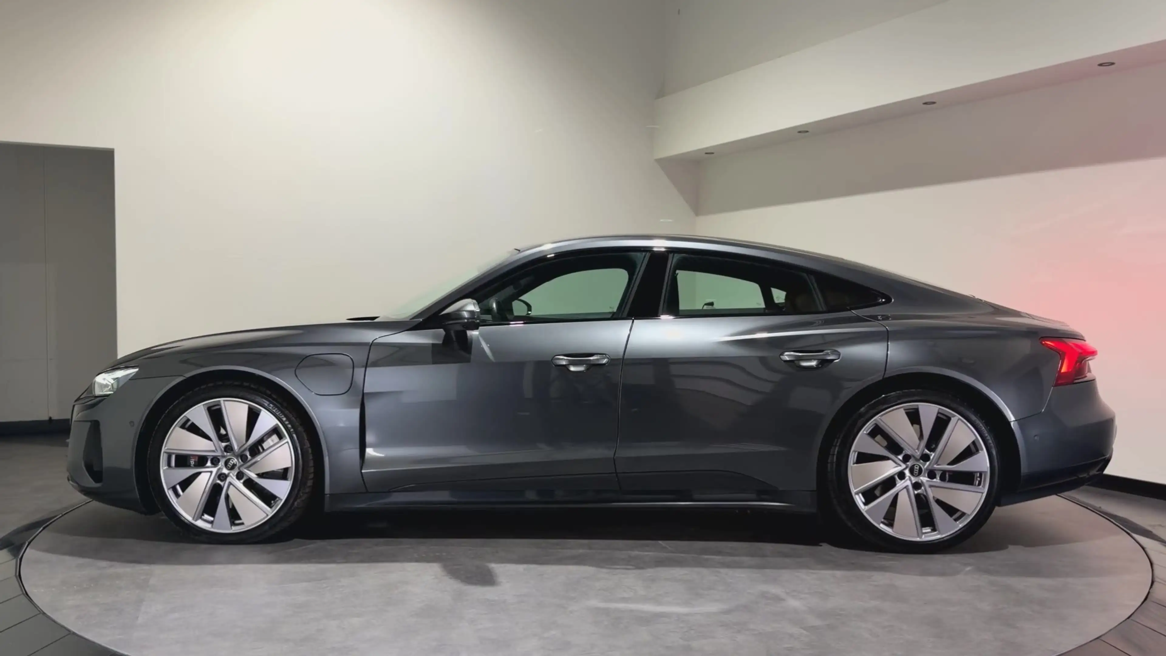 Audi e-tron GT 93 kWh | SOH 89% | Achterasbesturing | ACC | Nappa — photo 7