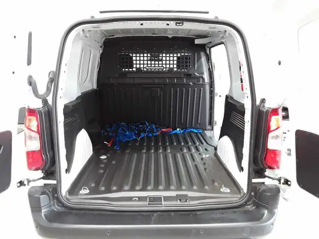 Opel Combo view 15