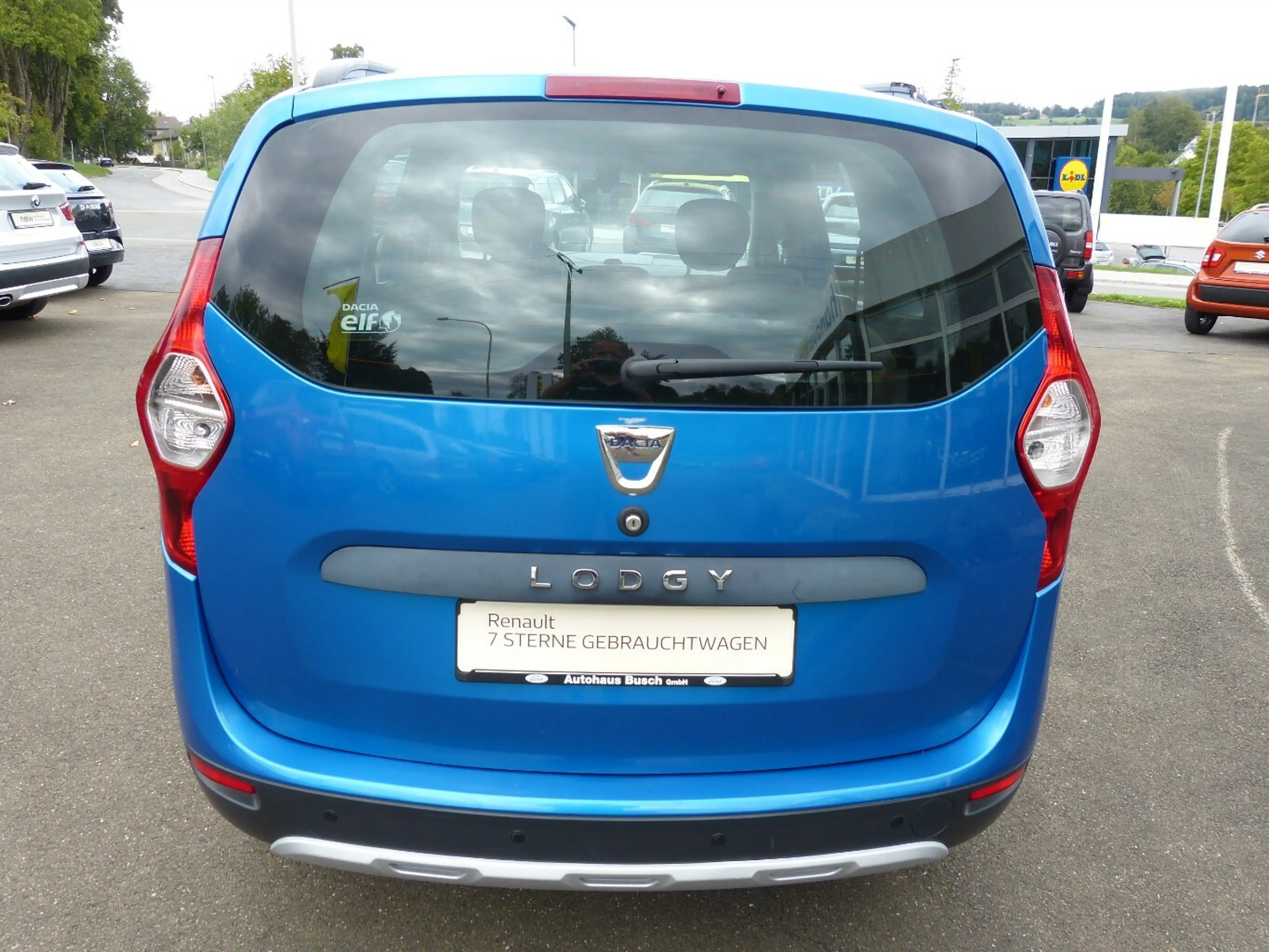Dacia Lodgy Stepway TCE 115 [NAVI/SHZ/PDC/7-Sitze] — photo 7