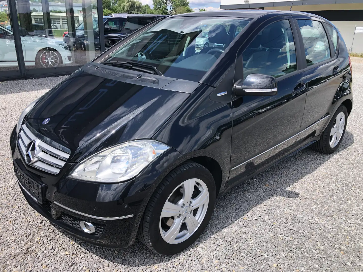 Mercedes-Benz A 180 Autotronic Avantgarde*Panoramadach*Parkass*1.Hand* Schwarz - 1