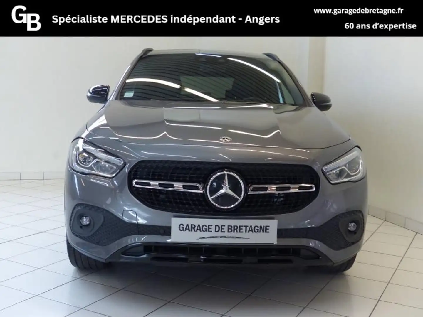 Mercedes-Benz GLA 200 200 d 150ch Progressive Line 8G-DCT Grijs - 2