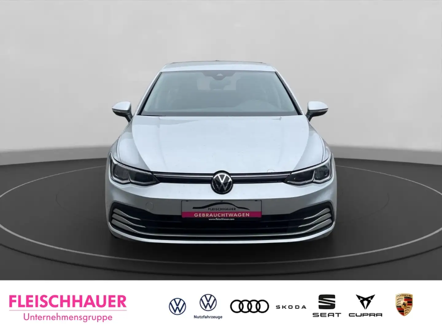 Volkswagen Golf VIII 1.5 TSI Life Navi LED Einparkhilfe App-Connec Silber - 2
