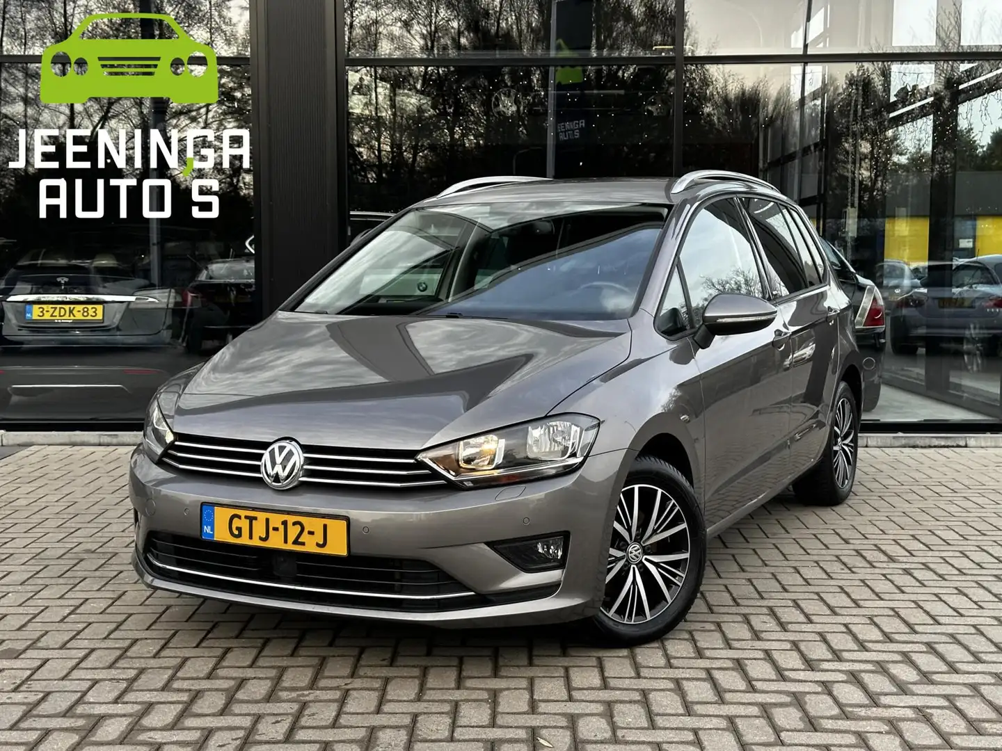 Volkswagen Golf Sportsvan 1.4 TSI Business Edition | Navi | PDC v+a | Stoelv Gris - 1