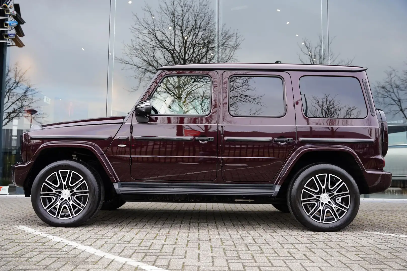 Mercedes-Benz G 580 Robijnrood / Leder Beige / Grille Verlicht Rot - 2