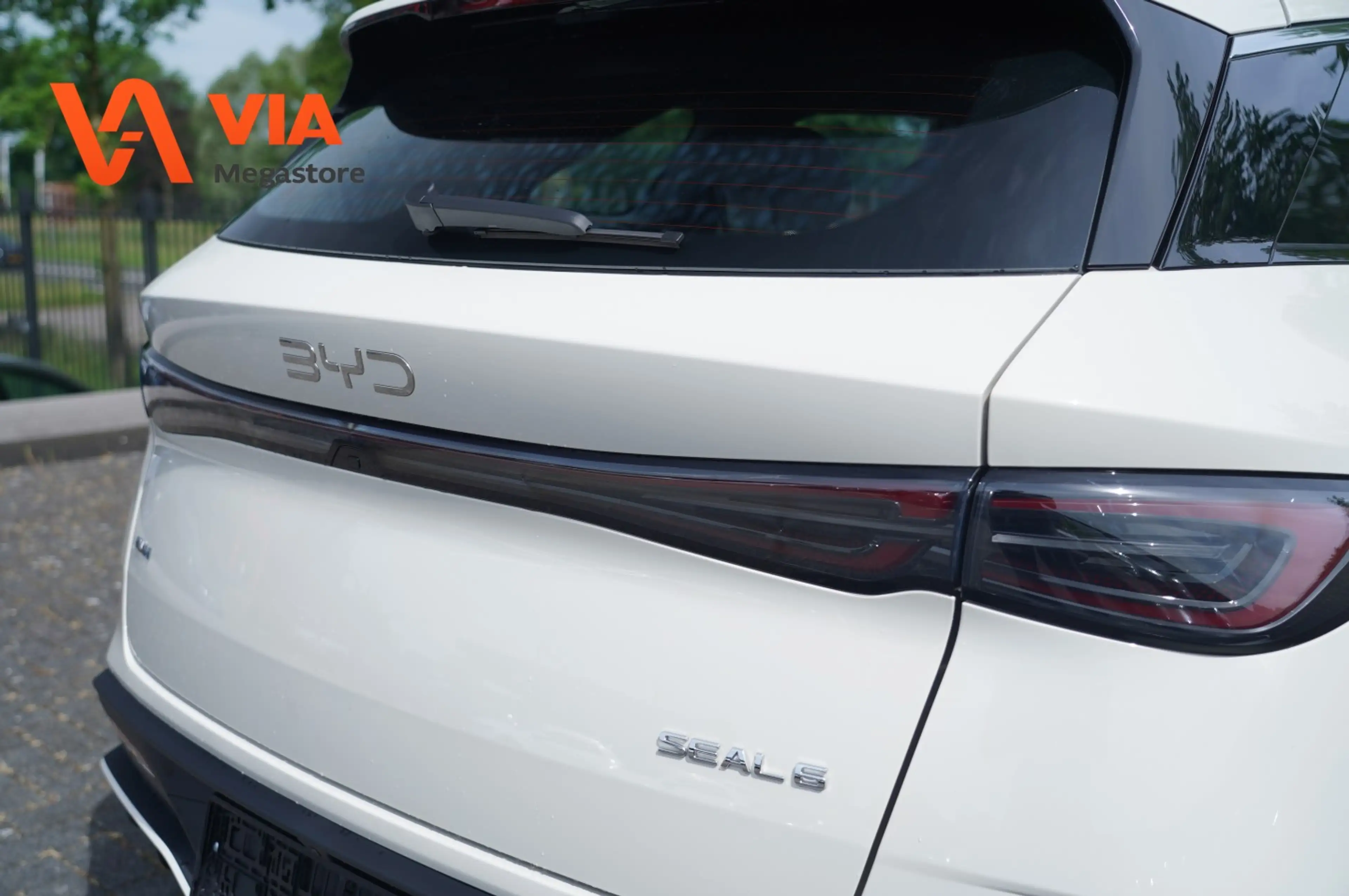 BYD Seal 6 1.5 DM-i Boost | Touring | PHEV | Camera | Leder | — photo 11