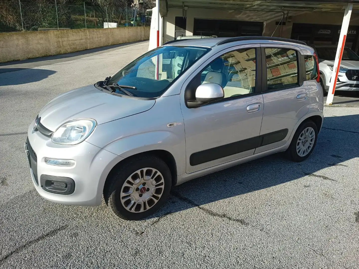 Fiat Panda 1.2 Lounge KM.88500 DISTRIBUZIONE E FRIZIONE NUOVE Argento - 1