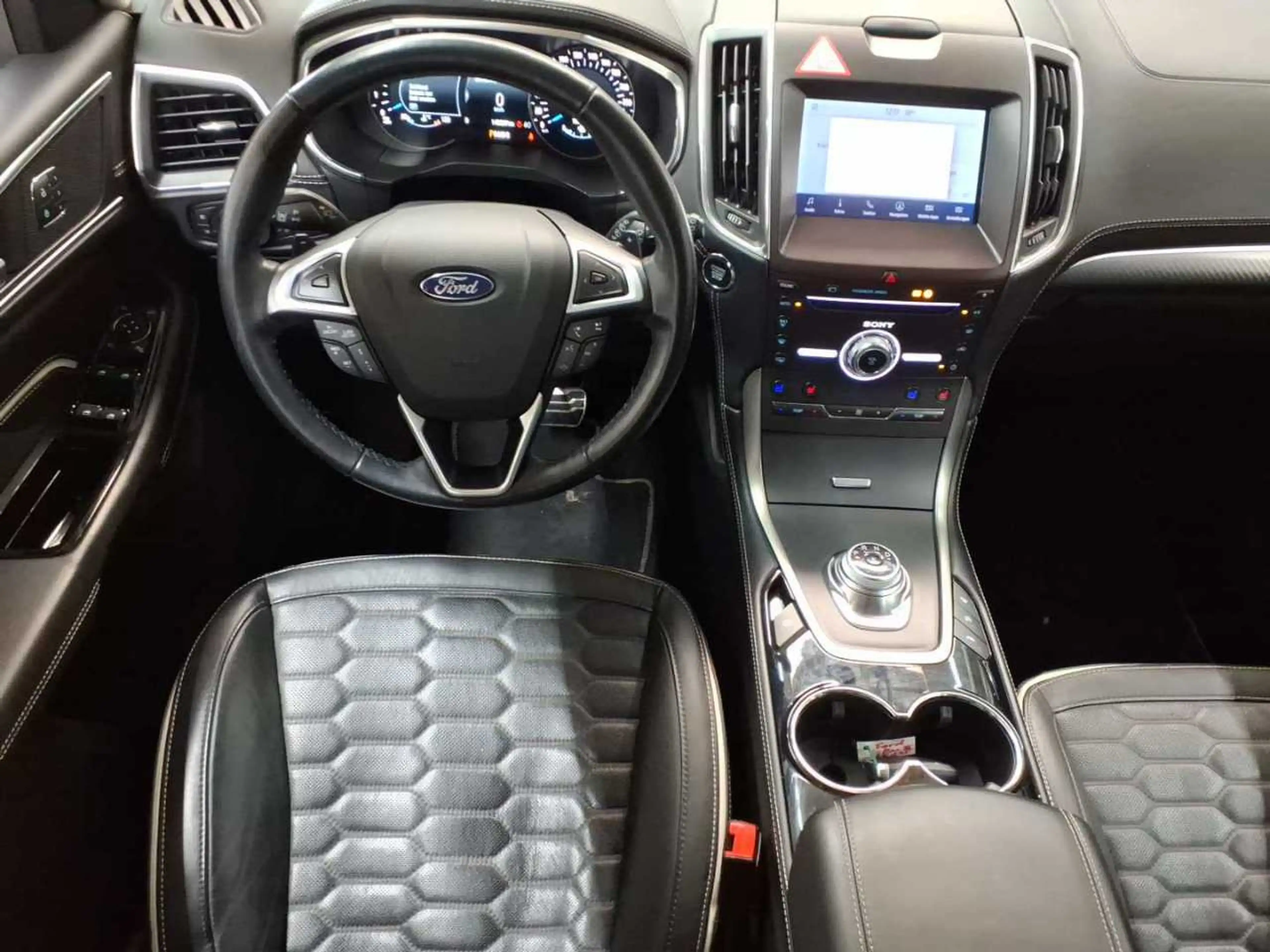 Ford S-Max S-Max 2.0 EcoBlue Aut. VIGNALE 7 Si. AHK Leder — photo 10