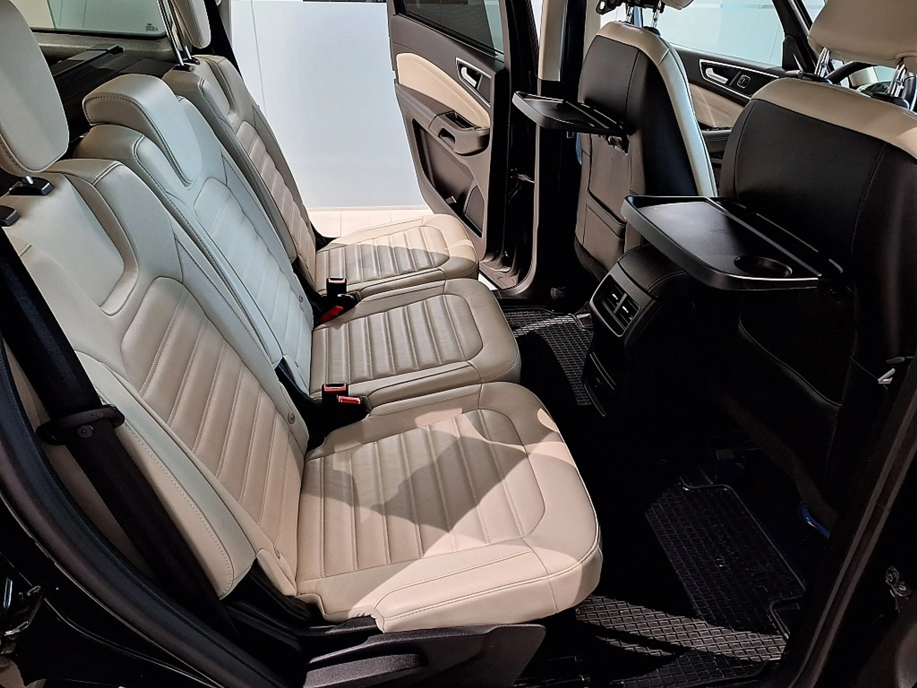 Ford Galaxy 2,0 TDCi AWD Titanium Start/Stop Powershift Tit... — photo 10